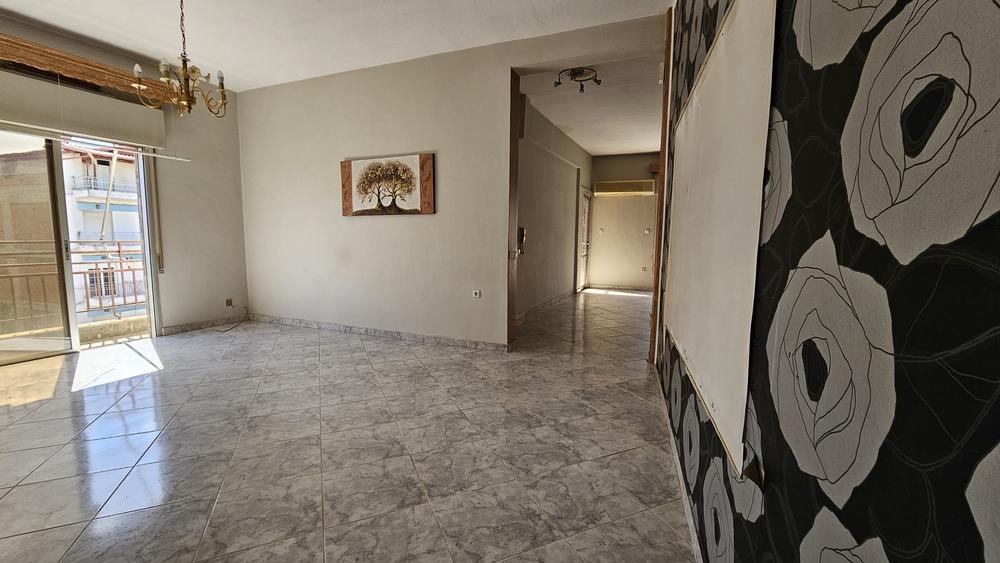 Πωλείται οροφοδιαμέρισμα