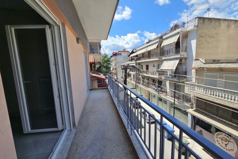 Ενοικιάζεται διαμέρισμα γκαρσονιέρα γραφείο