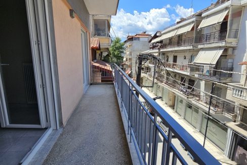 Ενοικιάζεται διαμέρισμα γκαρσονιέρα γραφείο