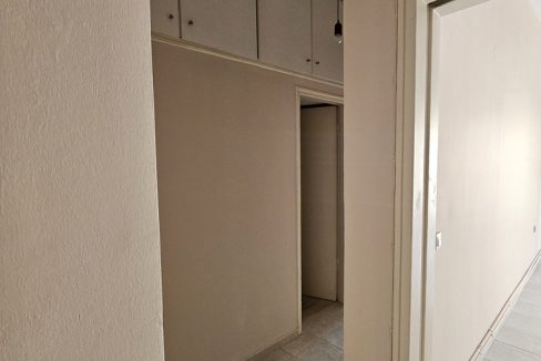 Ενοικιάζεται διαμέρισμα γκαρσονιέρα γραφείο