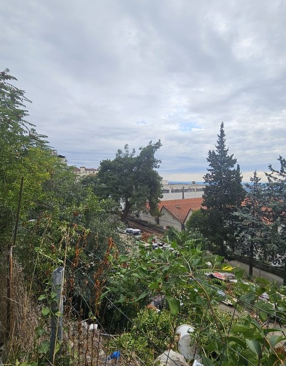 πωλείται υπόγειο ισόγειο διαμέρισμα  εδεσσα αποθηκη